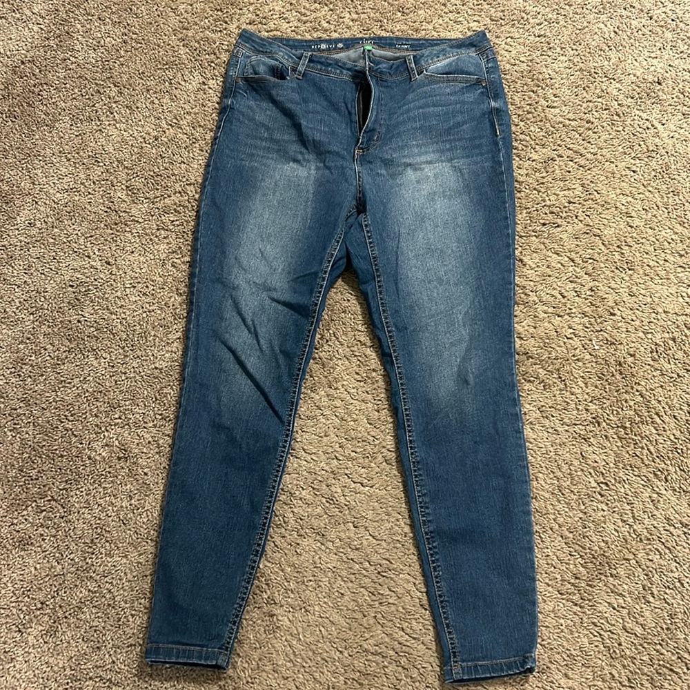 Skinny jeans